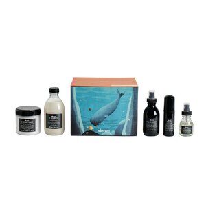 Davines Oi Luxe Lifestyle 2025 Holiday Box